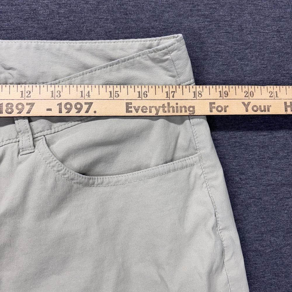The North Face Pants Mens 36x31 Beige Nylon Stretch Hiking Travel Khaki Chino‎ - Picture 3 of 13